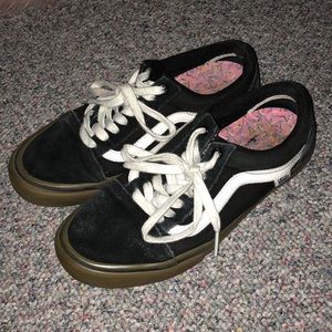 Black vans